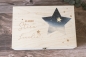 Preview: Holzbox Klappdeckel mit Scharniere und Verschluss, Gravur mit kleinen Stern und Namen, Aufdruck im Sternform ein Sternenhimmel, Sternenkind